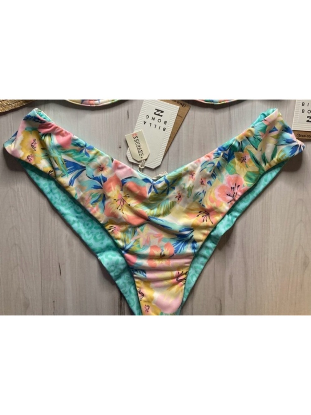Billabong โขโข Sweet Tropics Fiji Cheeky Reversible Bikini Bottom - Picture 6 of 13